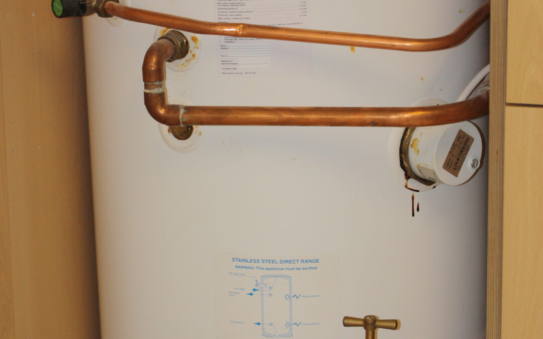 3 Things A Professional Looks For In A Faulty Hot Water Tank